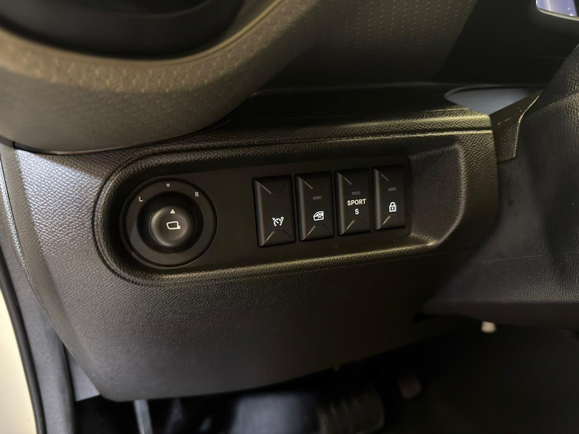 Foto do veículo CITROËN AIRCROSS C3AIRCROSS  2025 31.368 KM 103.900,00