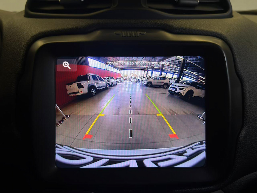Foto do veículo JEEP RENEGADE  TH T2704X4 2023 40.341 KM 122.900,00