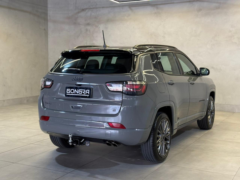 Foto do veículo JEEP COMPASS  SERIE S TF 2024 38.042 KM 169.900,00