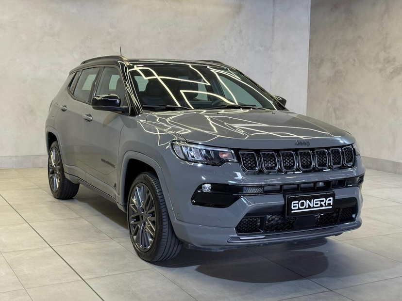 Foto do veículo JEEP COMPASS  SERIE S TF 2024 38.042 KM 169.900,00