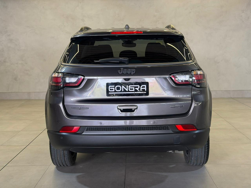 Foto do veículo JEEP COMPASS  LONG. NIG. EAGLE 1.3 4X2 FLEX AUT. 2025 17.375 KM 152.900,00