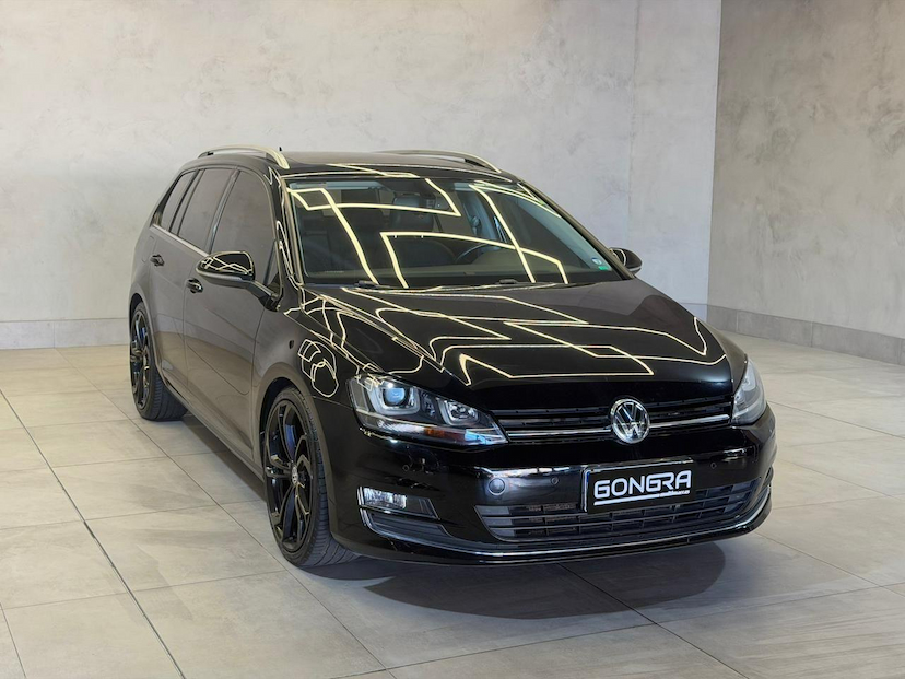 Foto do veículo VOLKSWAGEN GOLF  VARIANT HIGHLINE 1.4 TSI AUT 2016 101.179 KM 89.900,00