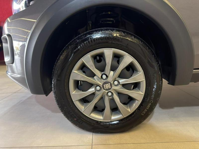Foto do veículo FIAT MOBI  TREKKING 1.0MT 2025 3.566 KM 70.900,00