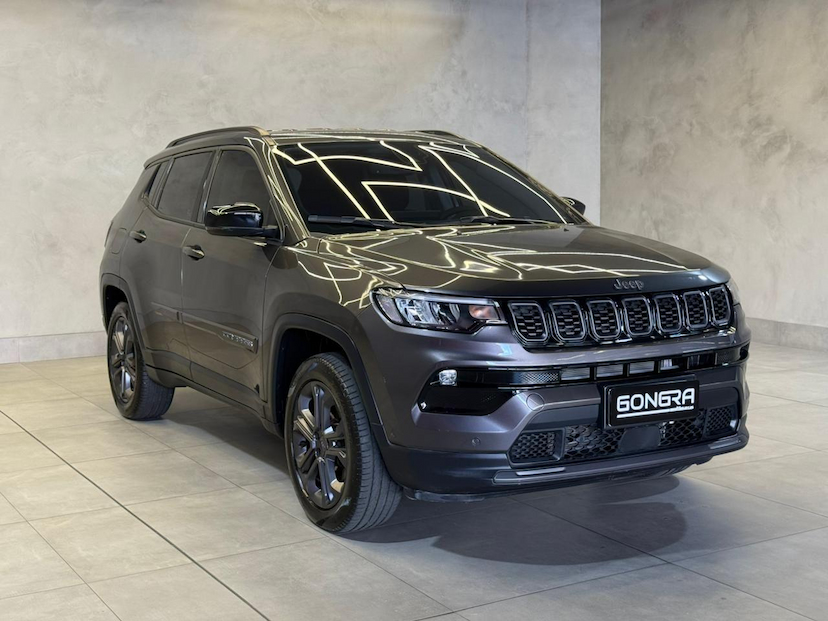 Foto do veículo JEEP COMPASS  LONG T 2025 12.131 KM 162.900,00