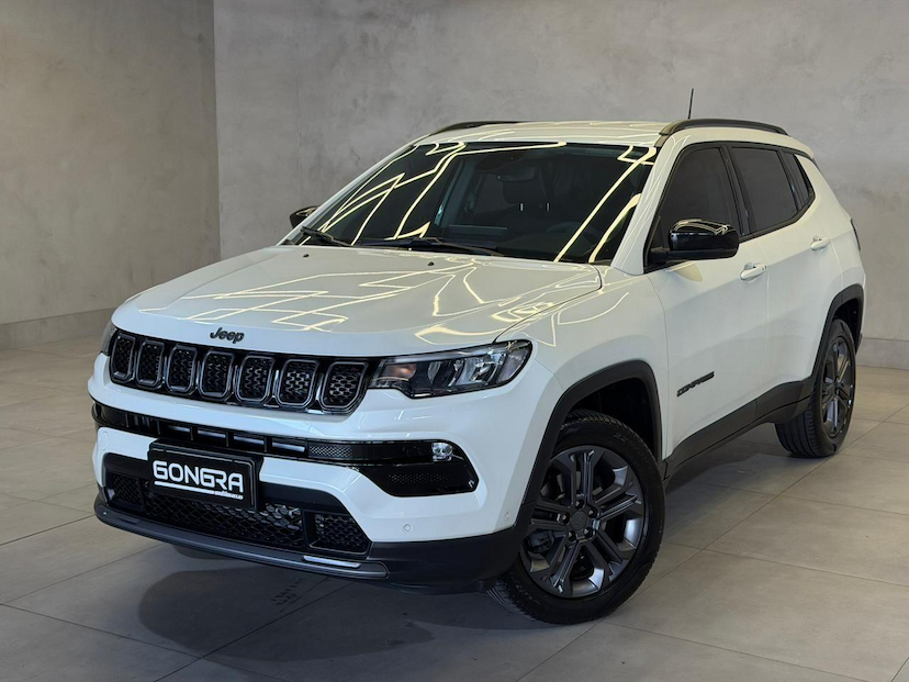 Foto do veículo JEEP COMPASS  LONG TF 2024 25.180 KM 142.900,00