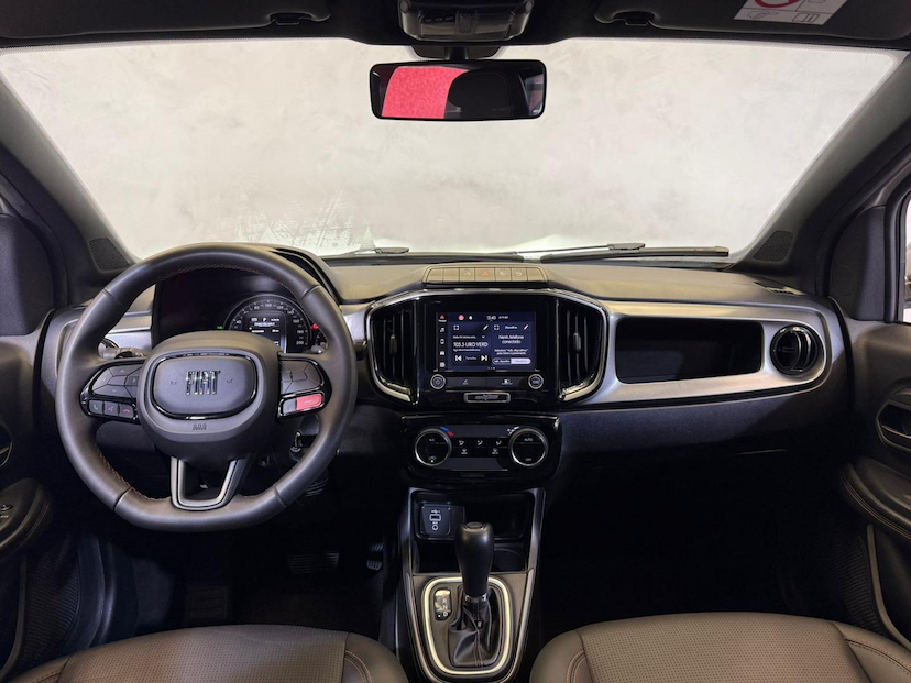 Foto do veículo FIAT STRADA  ULTRA T200AT 2024 27.149 KM 123.900,00