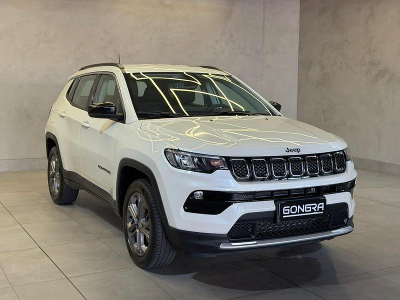 Foto do veículo JEEP COMPASS  LONG TF 2024 24.511 KM 139.900,00
