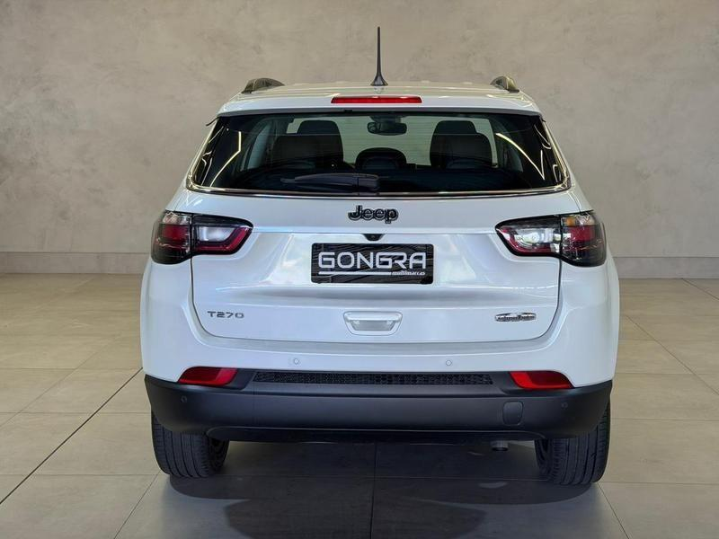 Foto do veículo JEEP COMPASS  LONG TF 2024 24.511 KM 139.900,00