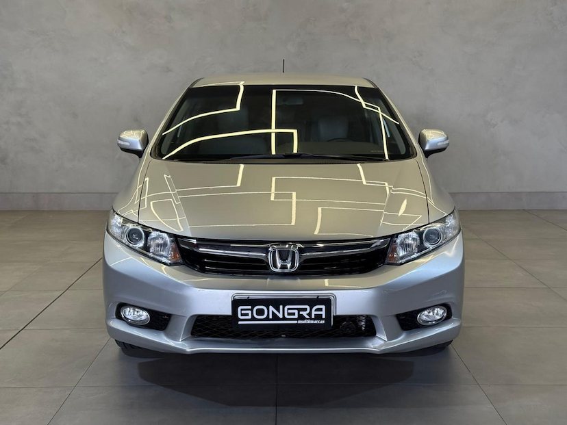 Foto do veículo HONDA CIVIC  LXR 2014 125.000 KM 79.900,00