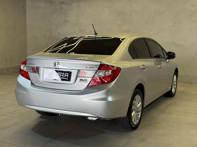 Foto do veículo HONDA CIVIC  LXR 2014 125.000 KM 79.900,00