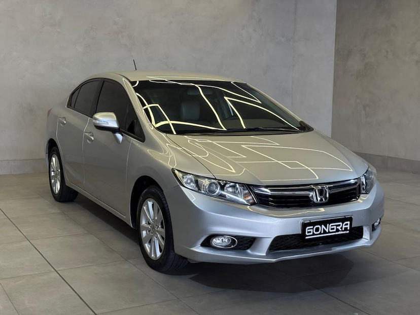 Foto do veículo HONDA CIVIC  LXR 2014 125.000 KM 79.900,00