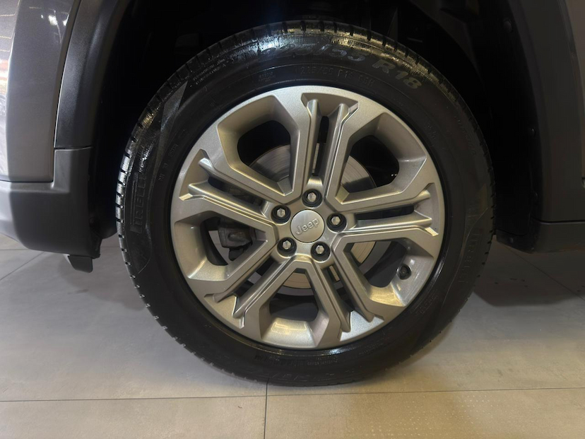 Foto do veículo JEEP COMPASS  LONG. T270 1.3 TB 4X2 FLEX AUT. 2023 38.037 KM 126.900,00
