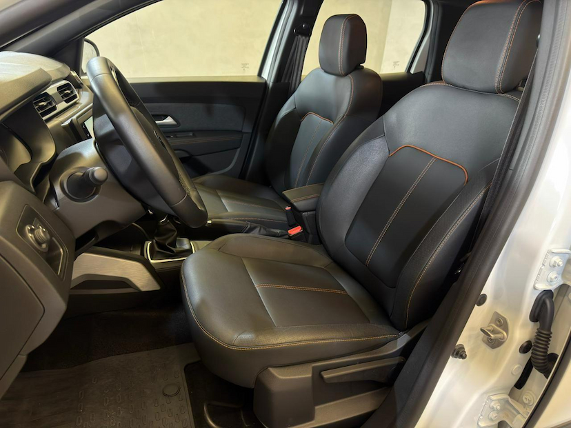 Foto do veículo RENAULT DUSTER  ICONIC PLUS 1.3 TB 16V FLEX AUT. 2026 8.300 KM 122.900,00