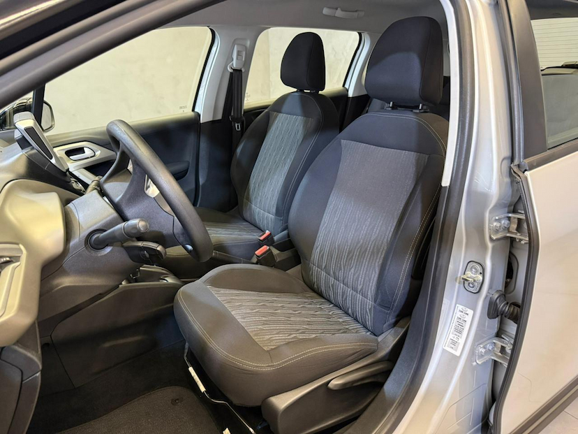 Foto do veículo PEUGEOT 2008  ALLURE PK 2022 63.510 KM 70.900,00