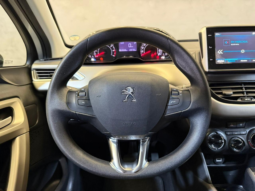 Foto do veículo PEUGEOT 2008  ALLURE PK 2022 63.510 KM 70.900,00