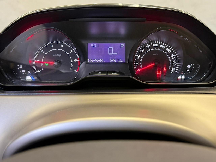 Foto do veículo PEUGEOT 2008  ALLURE PK 2022 63.510 KM 70.900,00