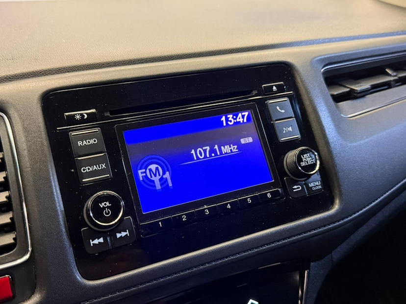 Foto do veículo HONDA HR-V HR-V EX CVT 2017 137.500 KM 88.900,00