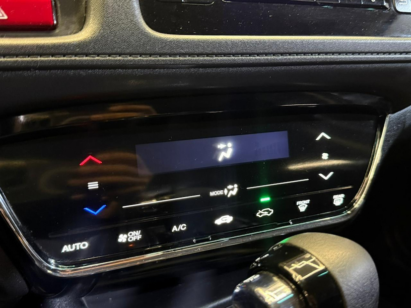 Foto do veículo HONDA HR-V HR-V EX CVT 2017 137.500 KM 88.900,00