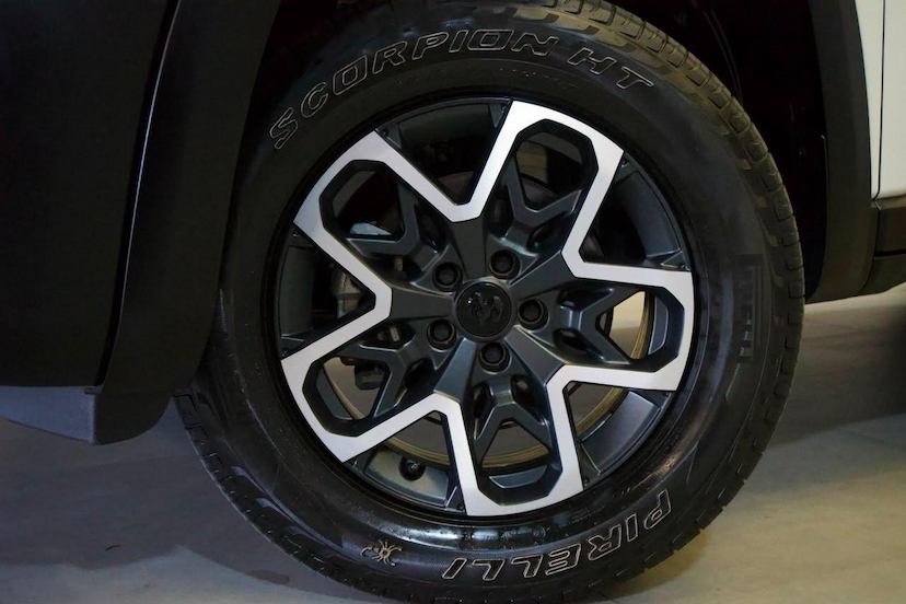 Foto do veículo RAM RAMPAGE  REBEL 2.0 TB CD 4X4 DIESEL AUT. 2024 13.862 KM 182.900,00