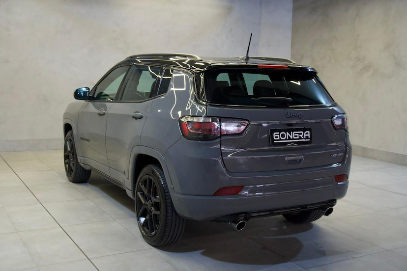 Foto do veículo JEEP COMPASS  BLACKHAWK 2025 6.952 KM 194.900,00