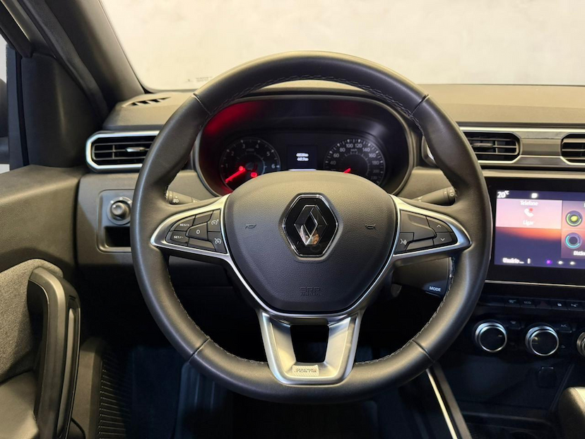Foto do veículo RENAULT DUSTER  ICO16 CVT 2021 48.538 KM 92.900,00