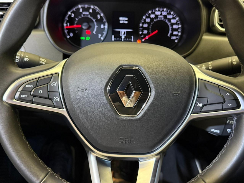 Foto do veículo RENAULT DUSTER  ICO16 CVT 2021 48.538 KM 92.900,00