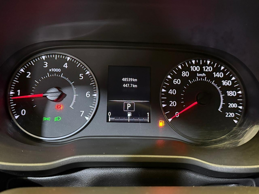 Foto do veículo RENAULT DUSTER  ICO16 CVT 2021 48.538 KM 92.900,00