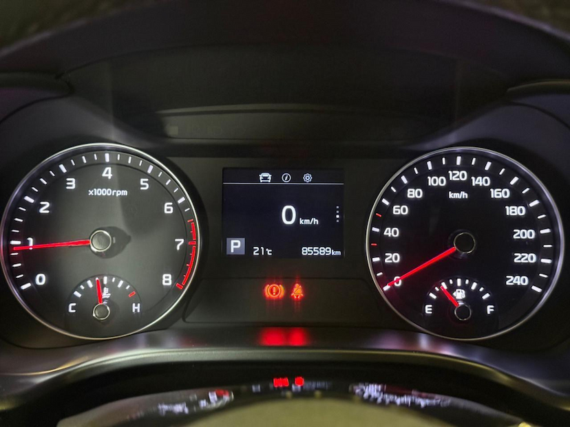 Foto do veículo KIA CERATO  FF SX2.0 AT 2020 85.588 KM 88.900,00