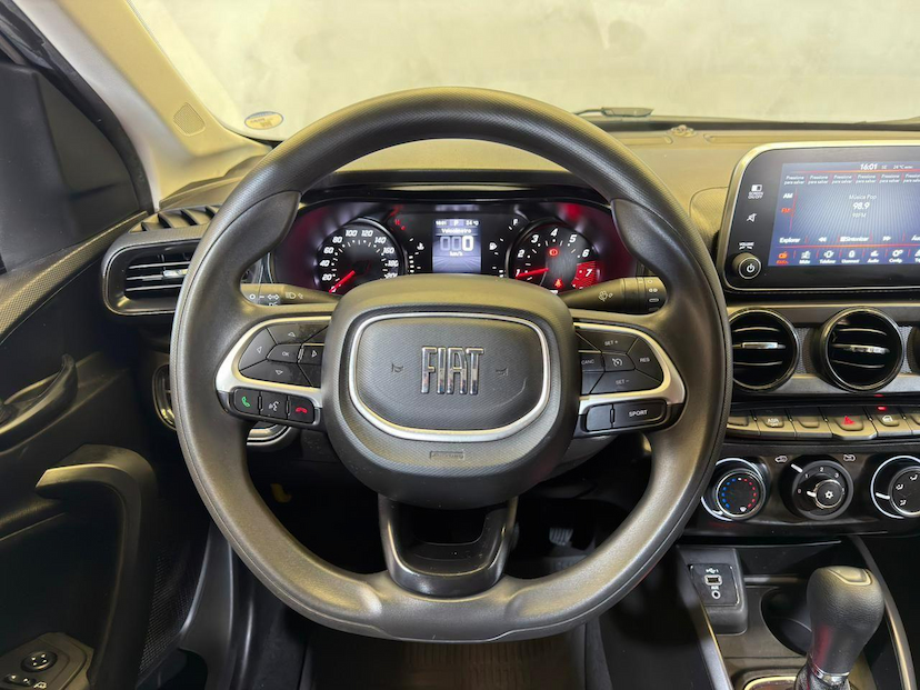Foto do veículo FIAT CRONOS  DRIVE1.3AT 2023 43.000 KM 85.900,00