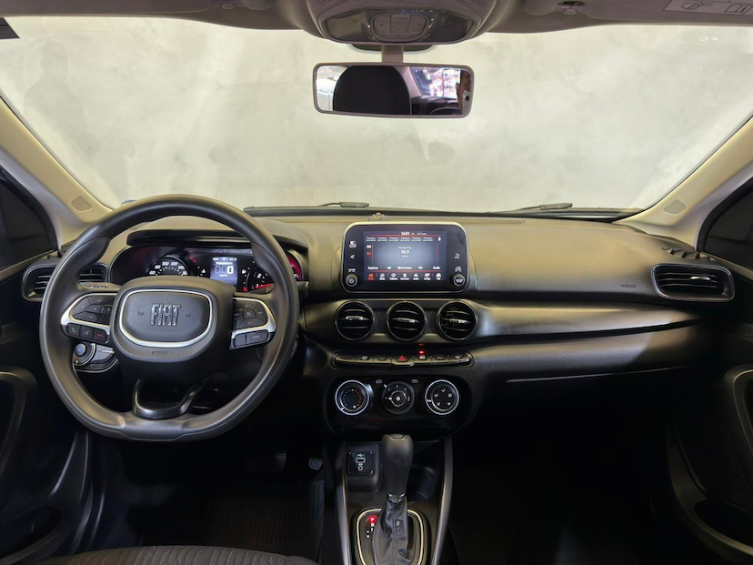 Foto do veículo FIAT CRONOS  DRIVE1.3AT 2023 43.000 KM 85.900,00