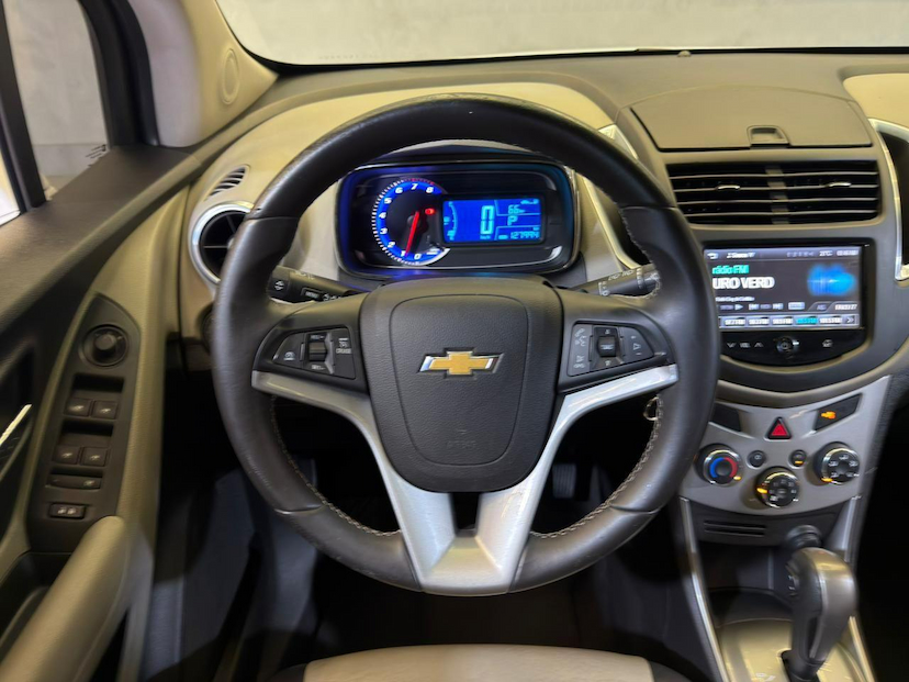 Foto do veículo CHEVROLET TRACKER  1.8 MPFI LTZ 4X2 16V FLEX 4P AUT 2014 127.034 KM 68.900,00