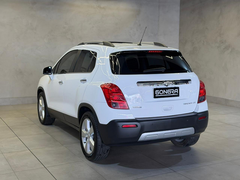 Foto do veículo CHEVROLET TRACKER  1.8 MPFI LTZ 4X2 16V FLEX 4P AUT 2014 127.034 KM 68.900,00