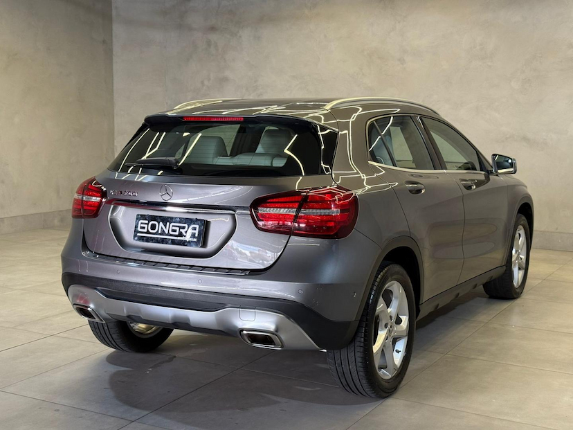 Foto do veículo MERCEDES-BENZ GLA 200 GLA200FF 2020 58.271 KM 129.900,00