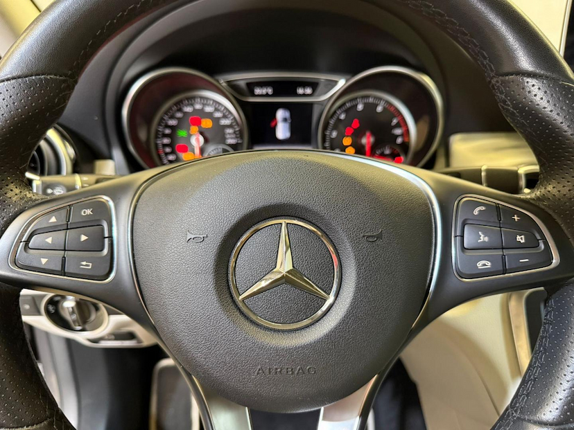 Foto do veículo MERCEDES-BENZ GLA 200 GLA200FF 2020 58.271 KM 129.900,00