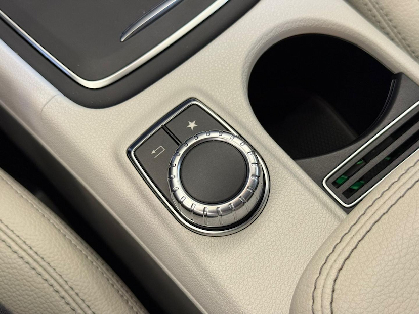Foto do veículo MERCEDES-BENZ GLA 200 GLA200FF 2020 58.271 KM 129.900,00