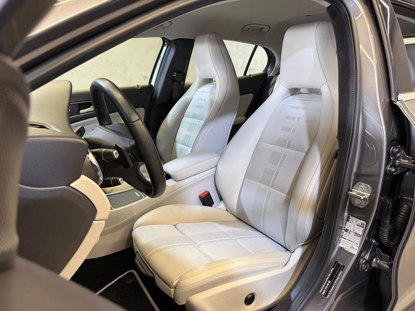 Foto do veículo MERCEDES-BENZ GLA 200 GLA200FF 2020 58.271 KM 129.900,00