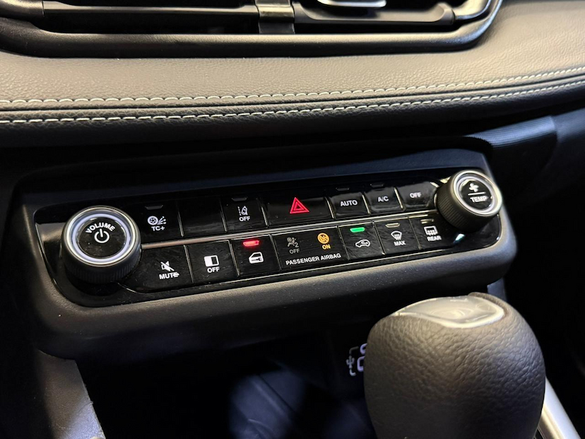 Foto do veículo FIAT FASTBACK  AUDACE 200 TB AUT (HÍBRIDO) 2025 15.500 KM 121.900,00