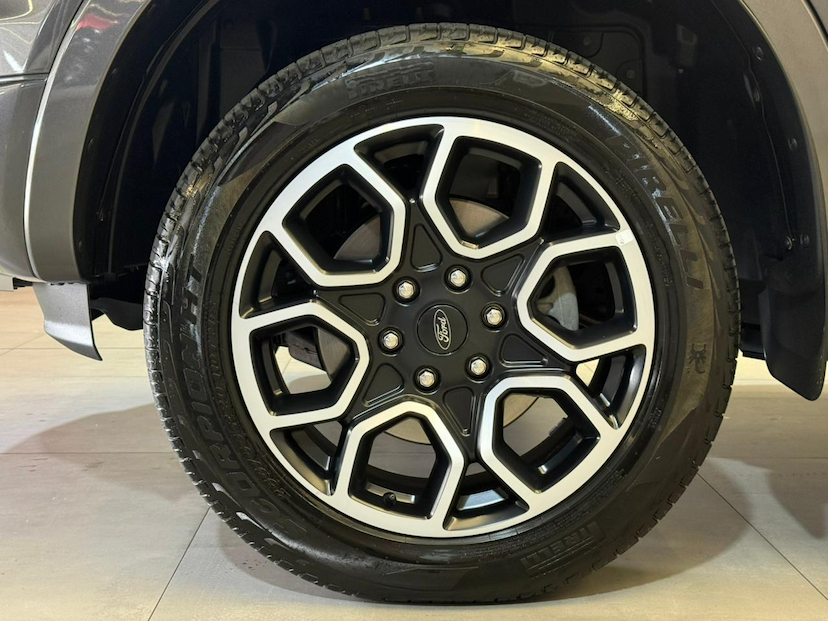 Foto do veículo FORD RANGER  LIMITED+ 3.0 V6 4X4 CD TB DIE AUT 2025 32.900 KM 309.900,00