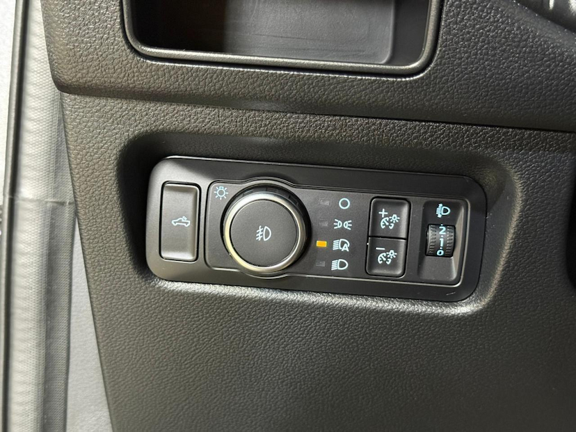 Foto do veículo FORD RANGER  LIMITED+ 3.0 V6 4X4 CD TB DIE AUT 2025 32.900 KM 309.900,00