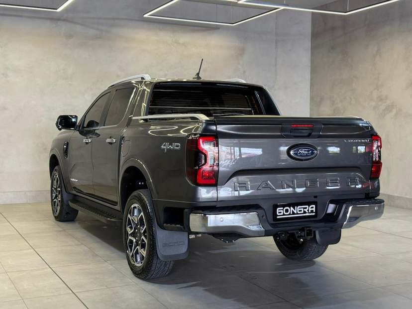 Foto do veículo FORD RANGER  LIMITED+ 3.0 V6 4X4 CD TB DIE AUT 2025 32.900 KM 309.900,00