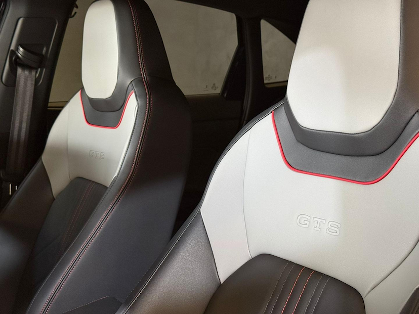 Foto do veículo VOLKSWAGEN NIVUS  1.4 250 TSI TOTAL FLEX GTS AUTOMÁTICO 2026 3.999 KM 168.900,00