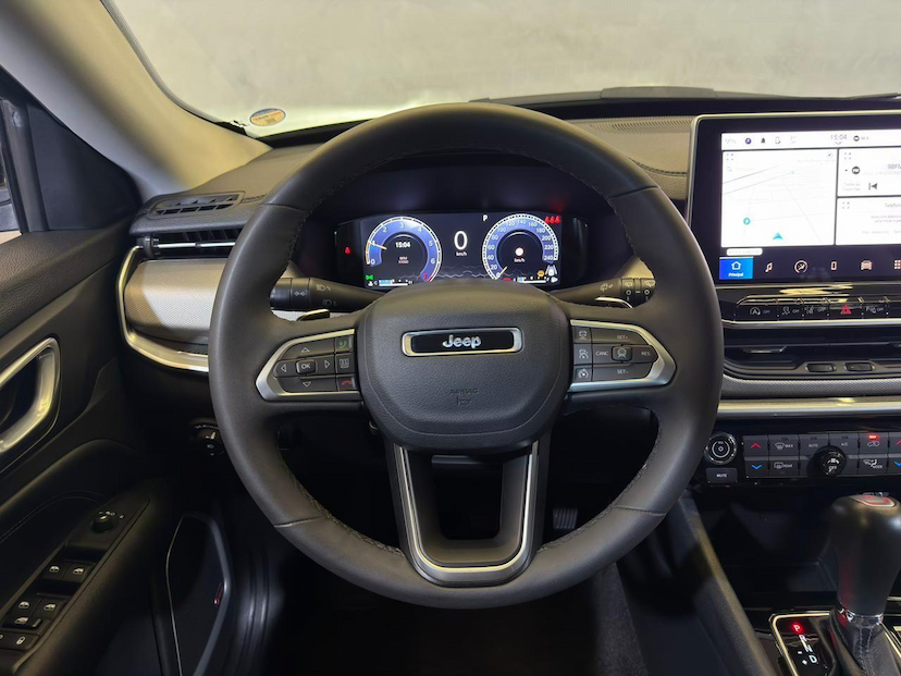 Foto do veículo JEEP COMPASS  LONGITUDE T270 TURBO FLEX AUT. 2025 18.005 KM 142.900,00
