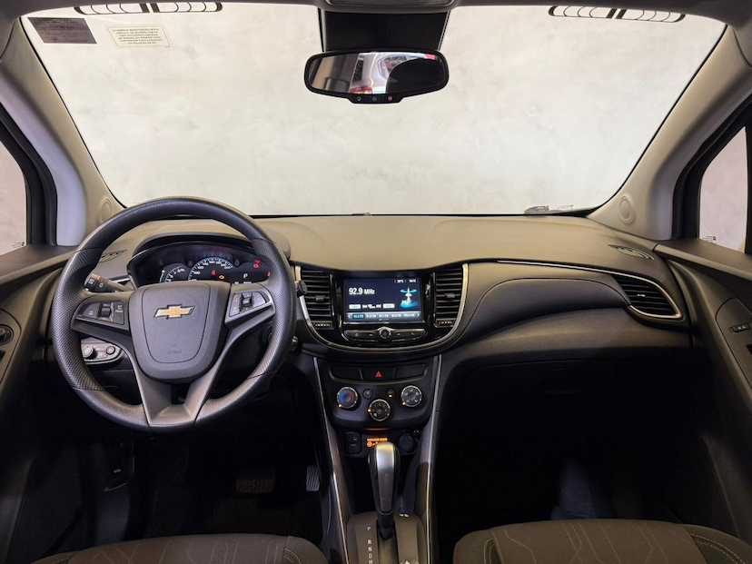 Foto do veículo CHEVROLET TRACKER  LT 1.4 TURBO 16V FLEX 4X2 AUT. 2018 81.552 KM 79.900,00