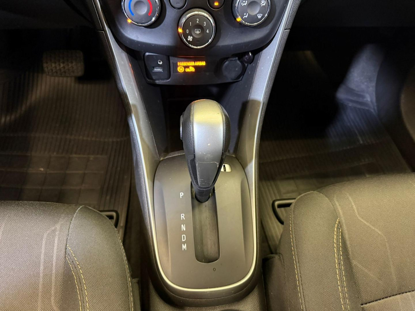 Foto do veículo CHEVROLET TRACKER  LT 1.4 TURBO 16V FLEX 4X2 AUT. 2018 81.552 KM 79.900,00