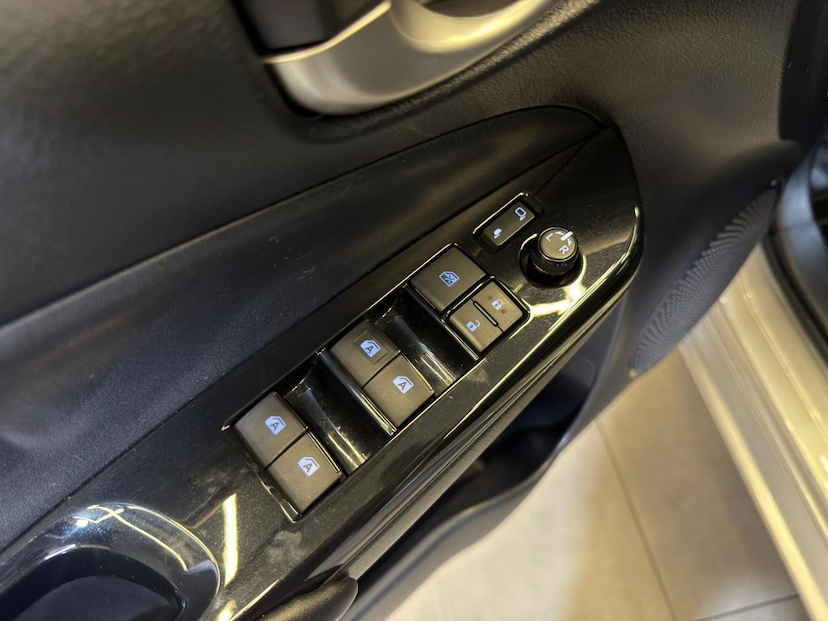 Foto do veículo TOYOTA YARIS  HB XS 15 AT 2019 106.470 KM 79.900,00