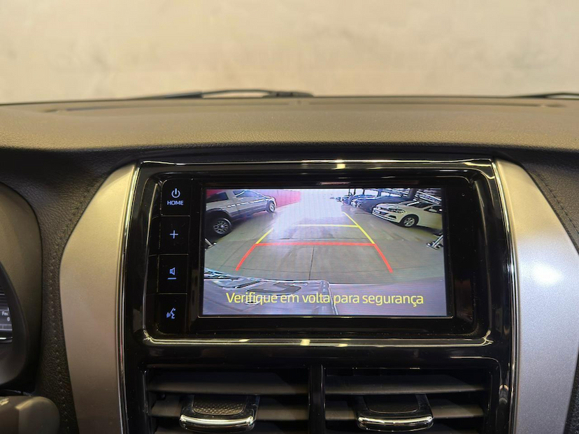 Foto do veículo TOYOTA YARIS  HB XS 15 AT 2019 106.470 KM 79.900,00