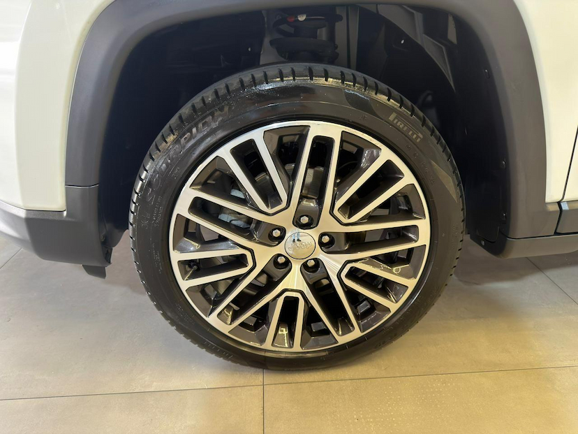 Foto do veículo JEEP COMPASS  LIMITED TF 2024 25.328 KM 154.900,00