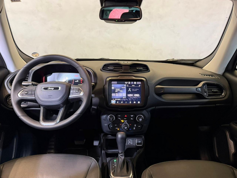 Foto do veículo JEEP RENEGADE  LGTD T270 2024 10.903 KM 118.900,00