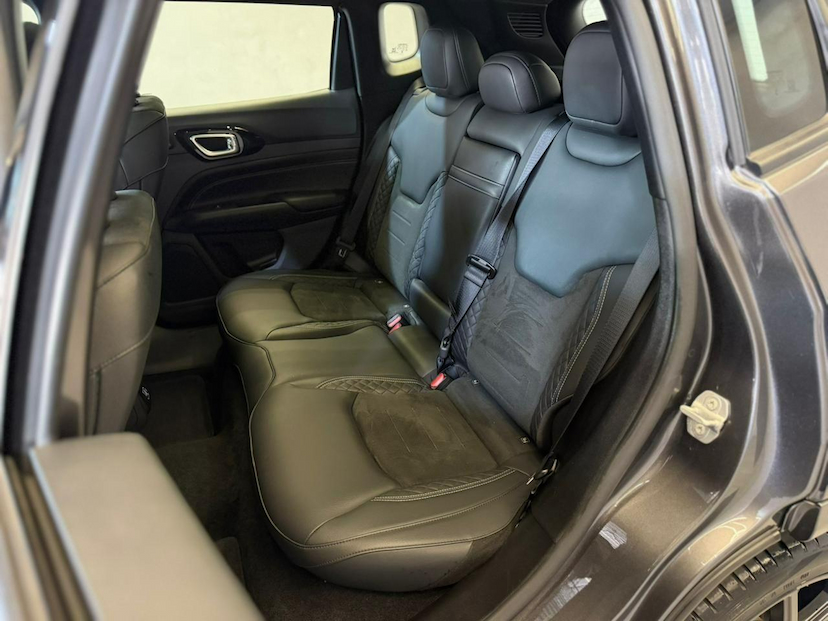 Foto do veículo JEEP COMPASS  BLACKHAWK 2025 13.889 KM 209.900,00