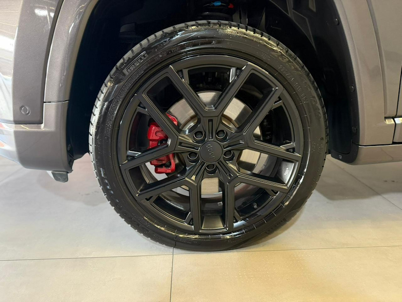 Foto do veículo JEEP COMPASS  BLACKHAWK 2025 13.889 KM 209.900,00